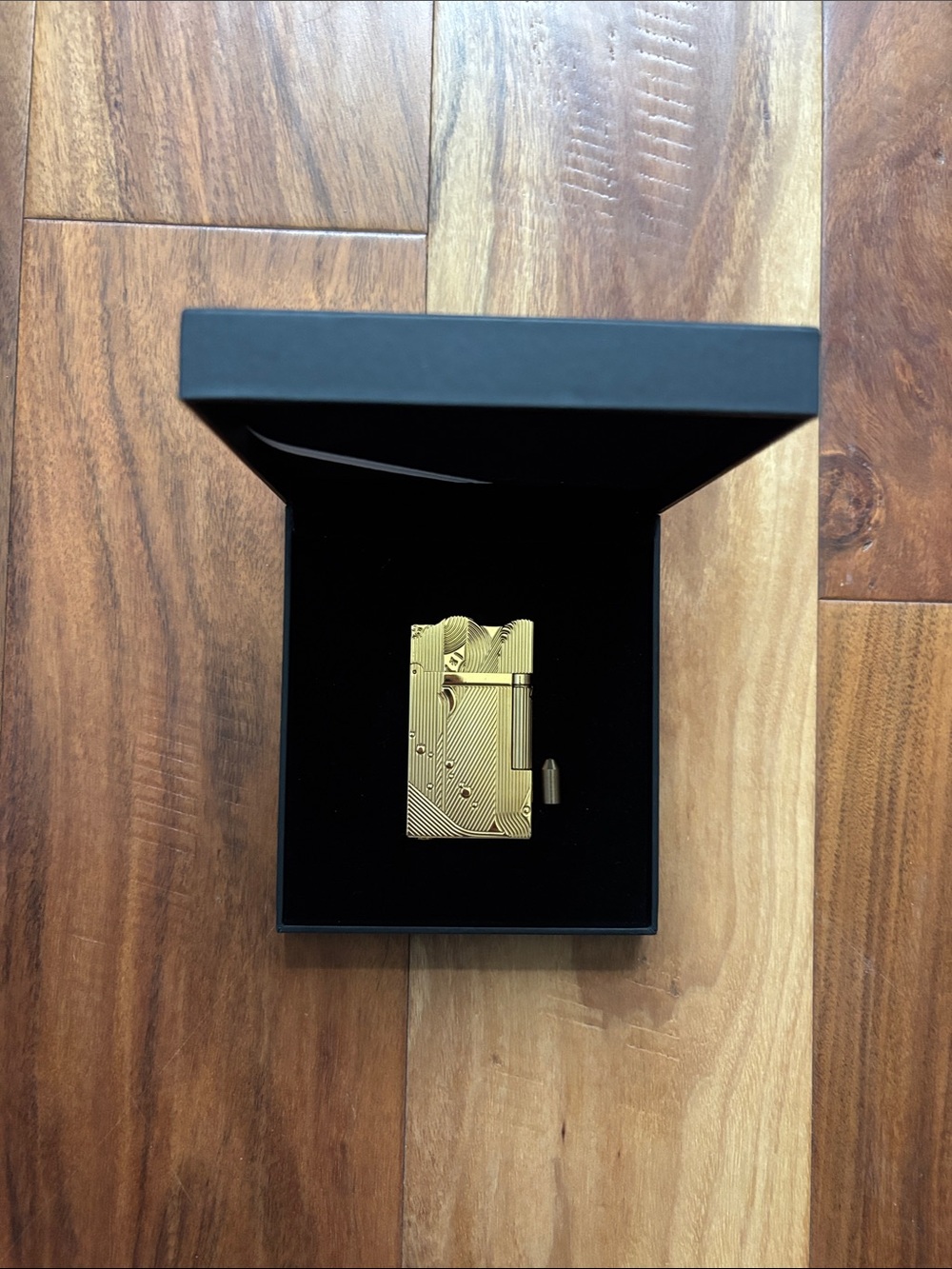 JT Dunant Sleeping Mermaid Sanji Lighter